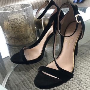 Jessica Simpson 8 1/2 inch ankle strap 4” heal.